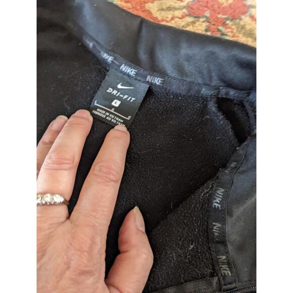 Dri-Fit Nike Men's Long Sleeve T-Shirt for Workout, Runs, Extra Layer Of Warmth. - Picture 3 of 6